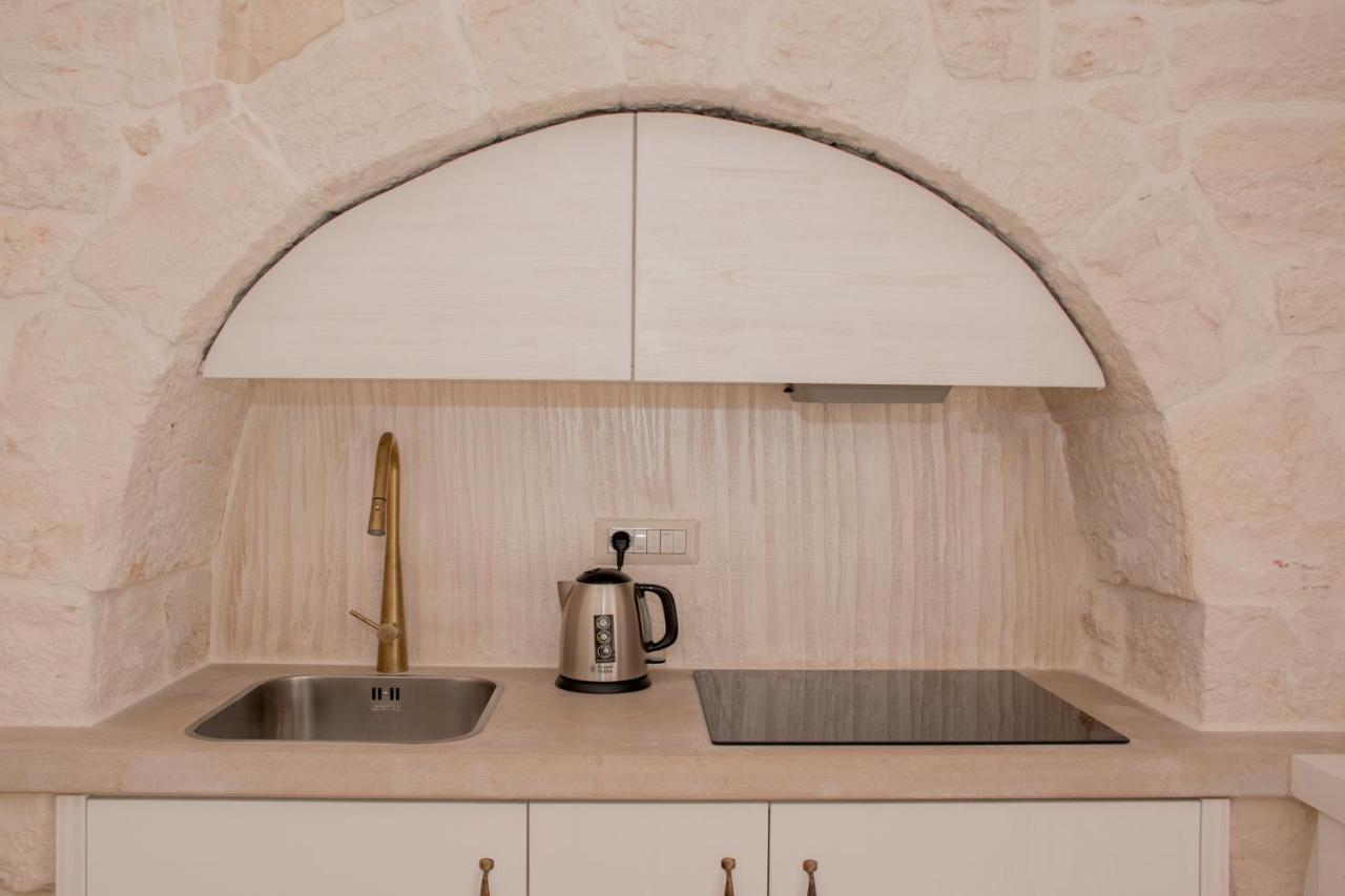 Trullo Cinquenoci Suite Locorotondo Exteriör bild