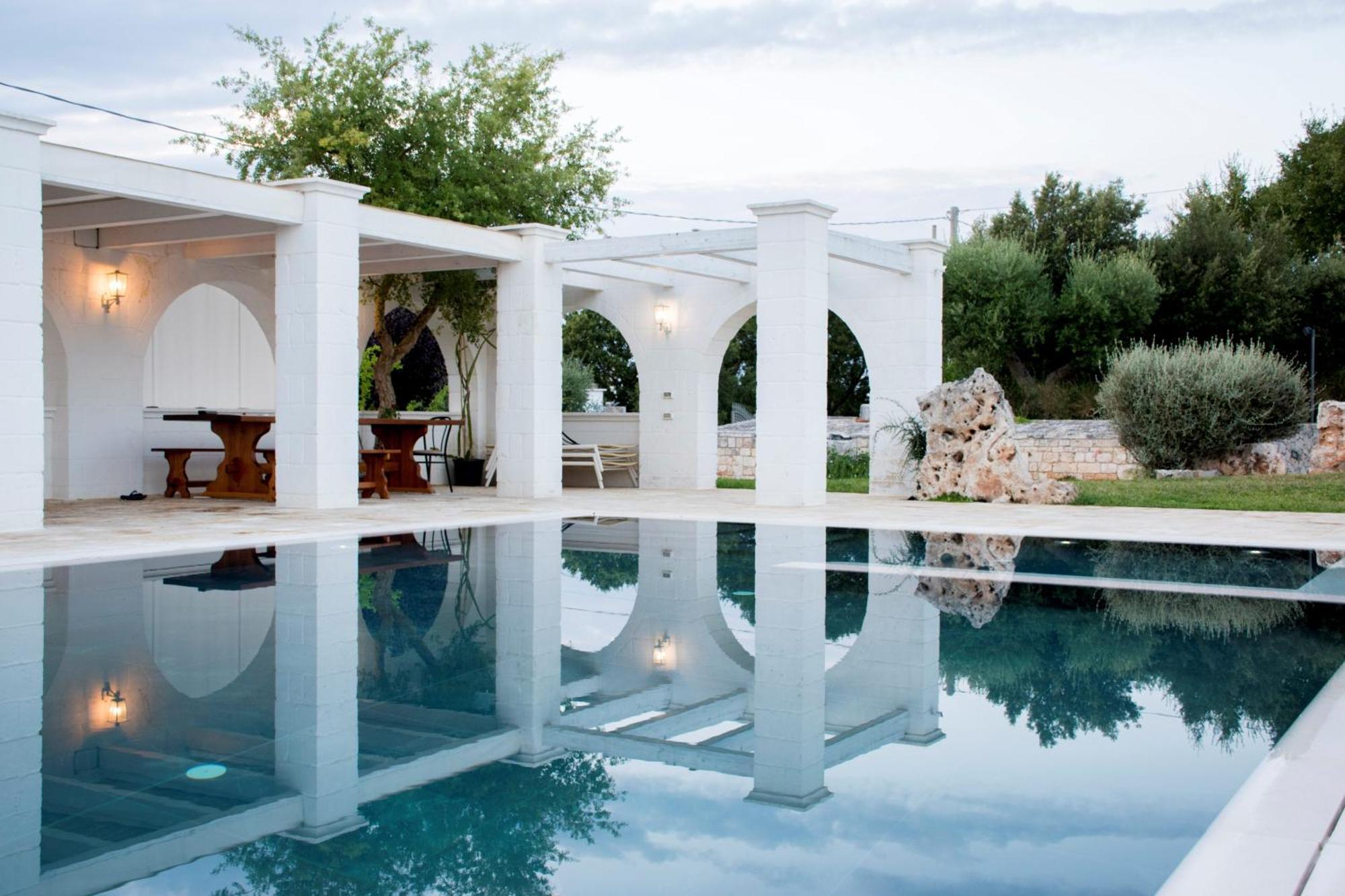 Trullo Cinquenoci Suite Locorotondo Exteriör bild